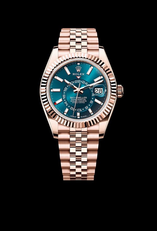 Rolex sky Dweller Watch For Men (APS110)