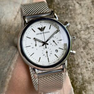 Emporio Armani radiates modern