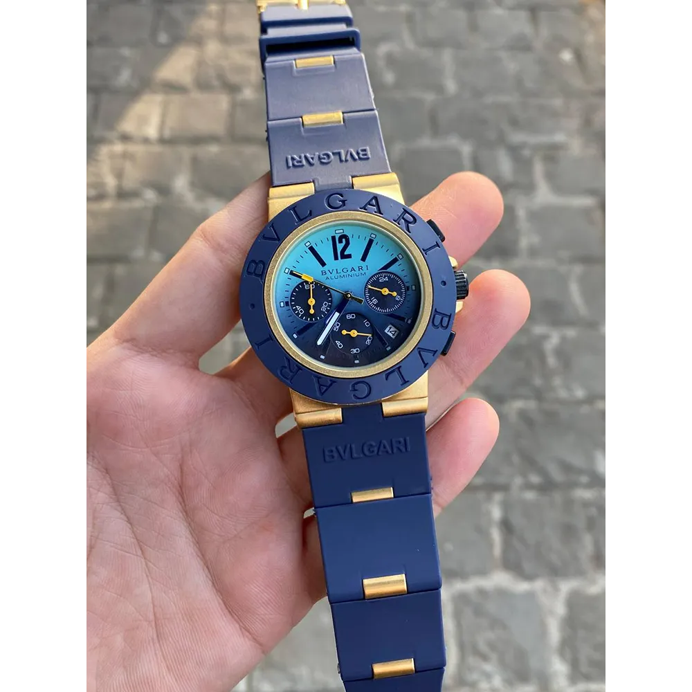 Stylish Bvlgari Watch For Men, 40mm (SG595)