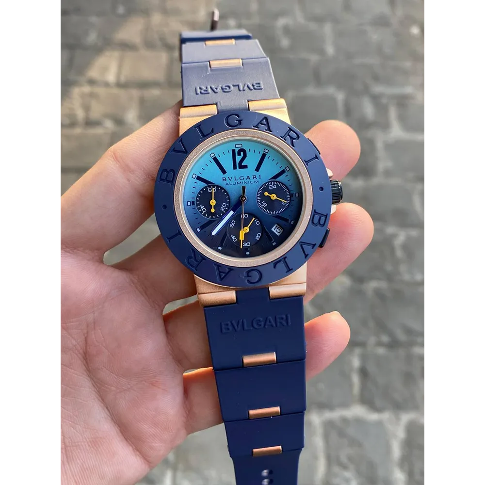 Stylish Bvlgari Watch For Men, 40mm (SG594)