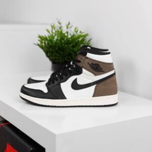 Nike Air Jordan 1 Retro High OG Dark Mocha – Top UA Quality