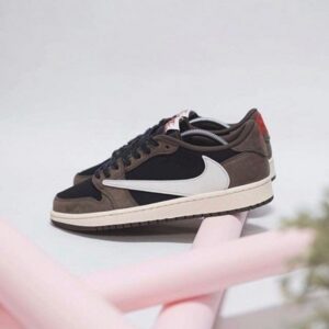 Nike Air Jordan Retro 1 Low OG Travis Scott X Dark Mocha
