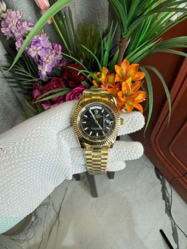 Rolex Oyster Perpetual Day-Date Gold Black Dial 003