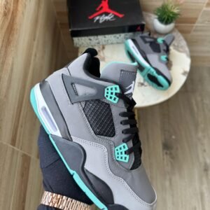 Jordans Retro 4 – Green Glow Edition