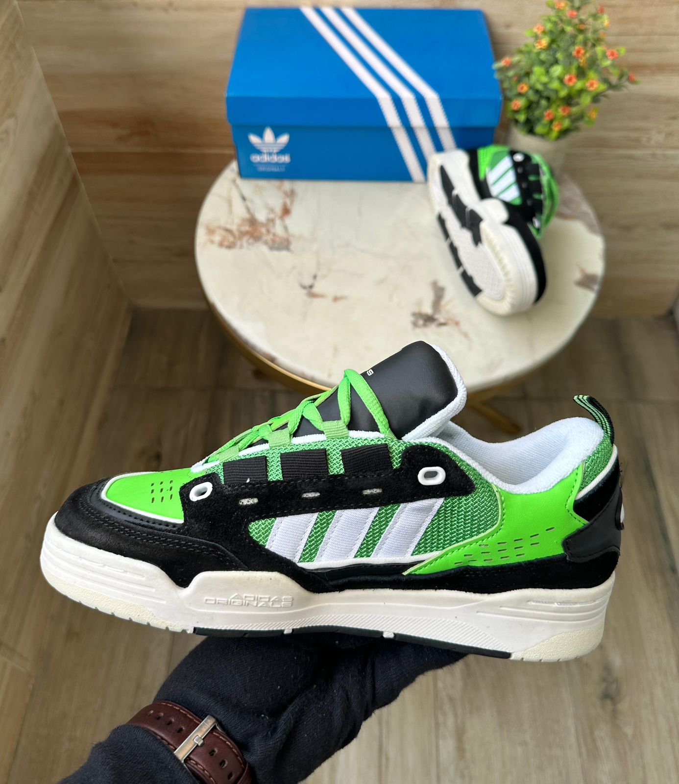 ADIDAS ADI2000 ORIGINALS – Step into Style