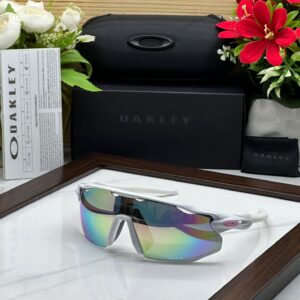 Oakley Sports Sunglasses (White)