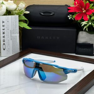 Oakley Sports Sunglasses For Men (White)
