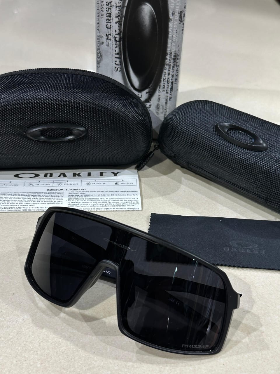 FIRST COPY LATEST OAKLEY SUNGLASSES POLORIZED LENS FOR MENS
