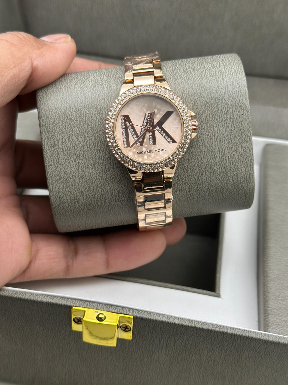 First Copy MK Ladies Top 7A Quality Watches For Her (Girls, Womens)