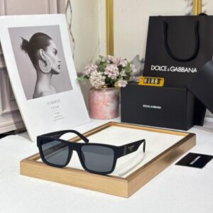 D&G Black Matte Wayfarer Sunglass for Men