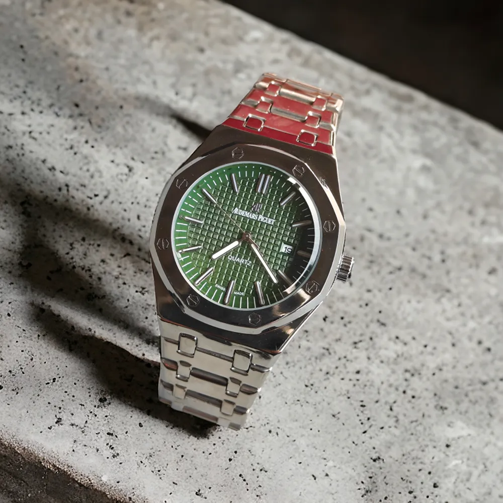 Buy Luxurious Audemars Piguet Watch For Men (CT652)