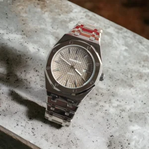 Buy Luxurious Audemars Piguet Watch For Men (CT653)