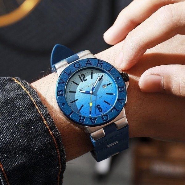 Buy Luxurious Bvlgari Watch For Men (SW7343)