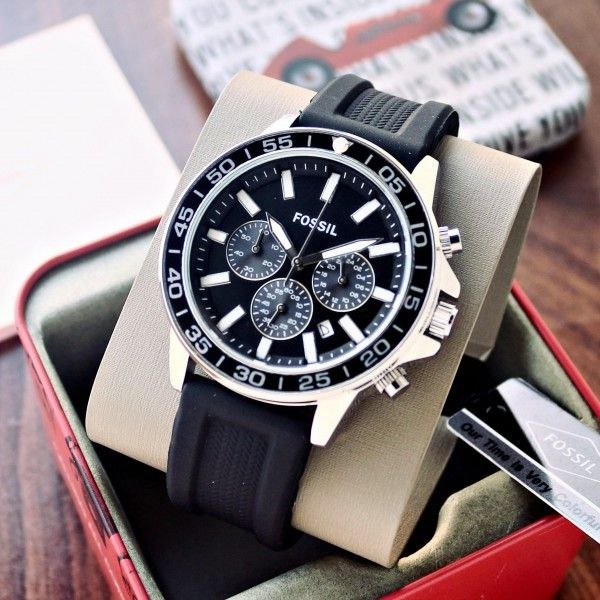 Buy Luxurious Fossil Watch For Men (TD182)