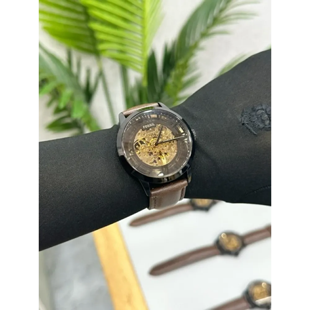 Buy Luxurious Fossil Watch For Men (UNS707)