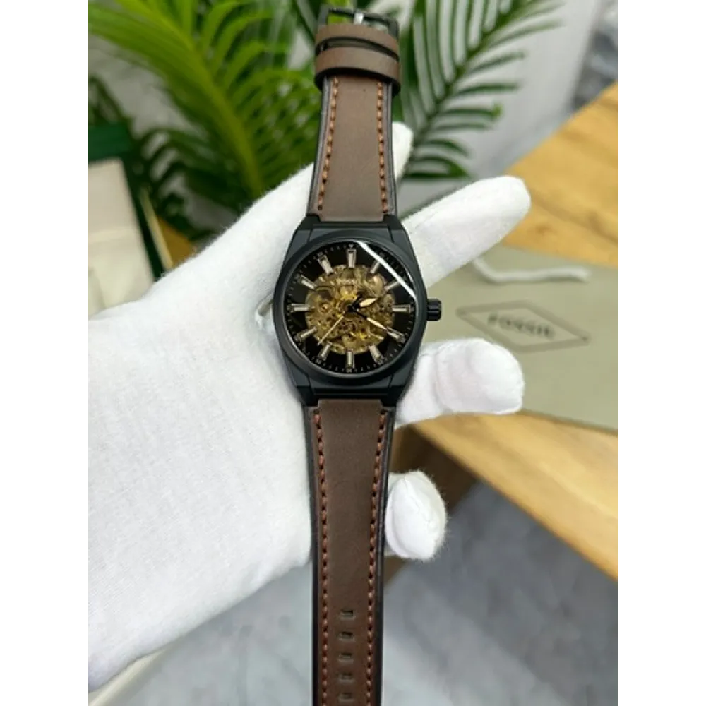 Buy Luxurious Fossil Watch For Men (UNS712)