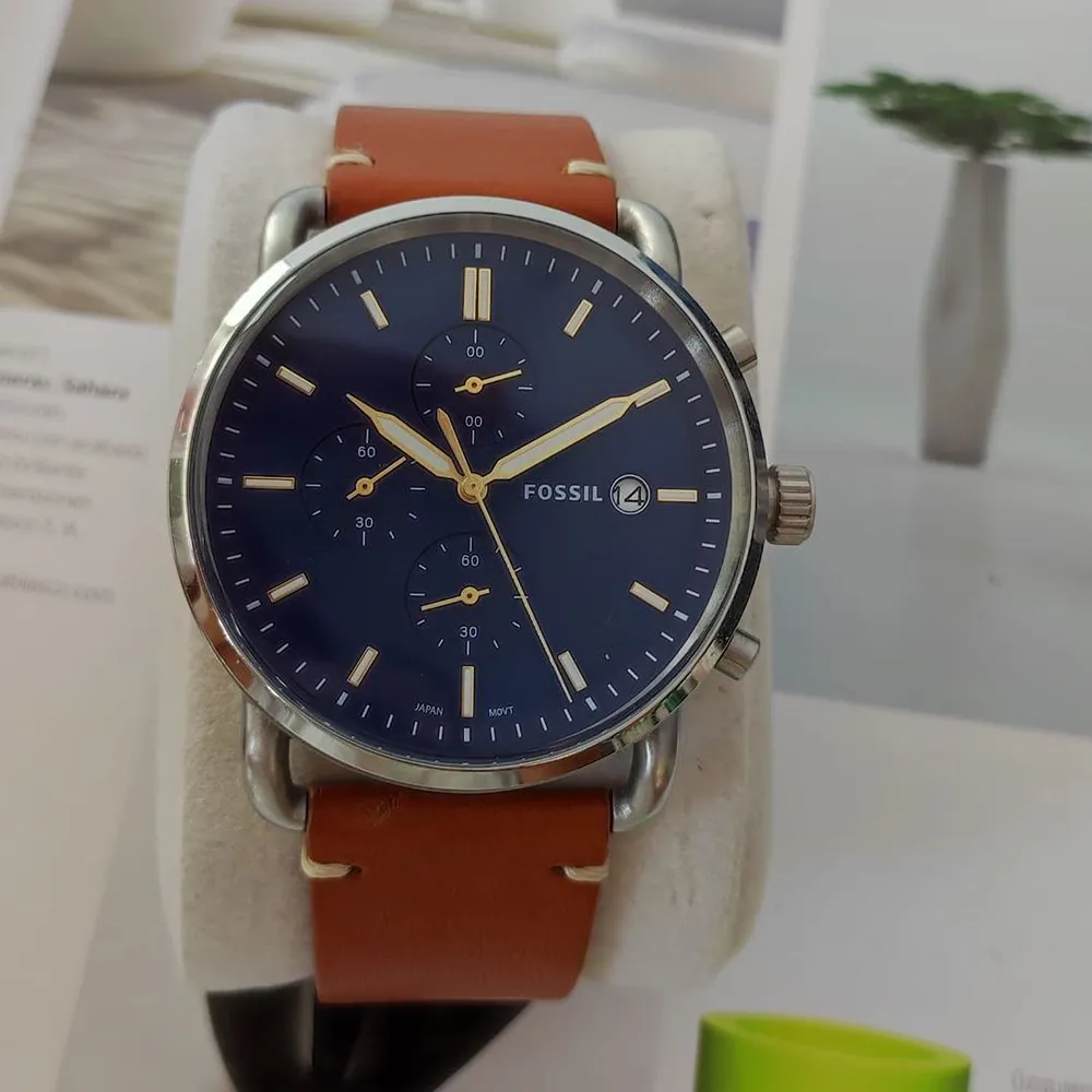 Buy Luxurious Fossil Watch For Men (WRJ60)