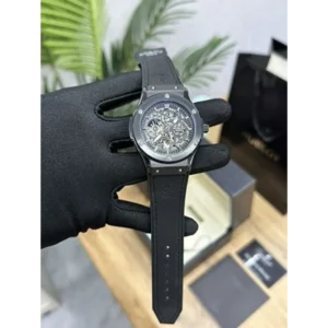 Buy Luxurious Hublot Watch For Men (UNS706)