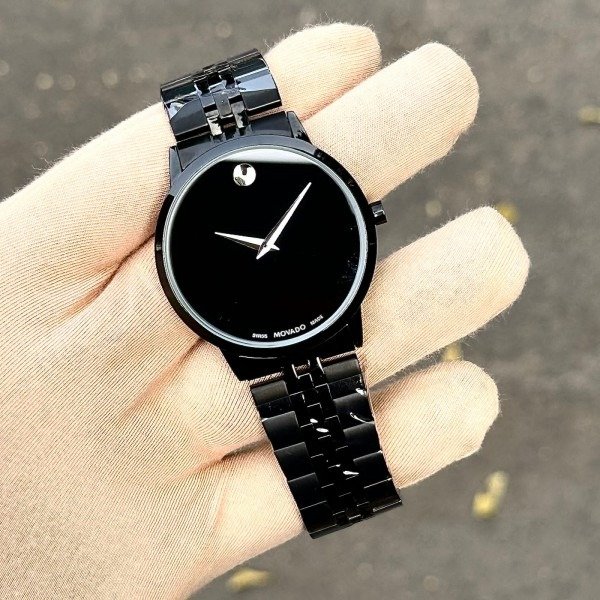Buy Luxurious Movado Watch For Men FT07395)