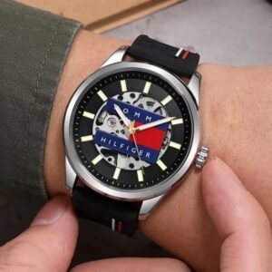 buy luxurious tommy hilfiger watch for men sw7376