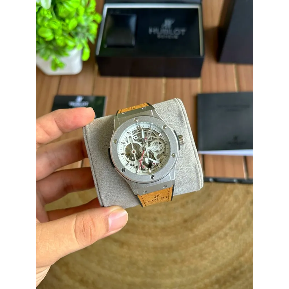 Buy Premium Hublot Big Bang Watch For Men (CT589)