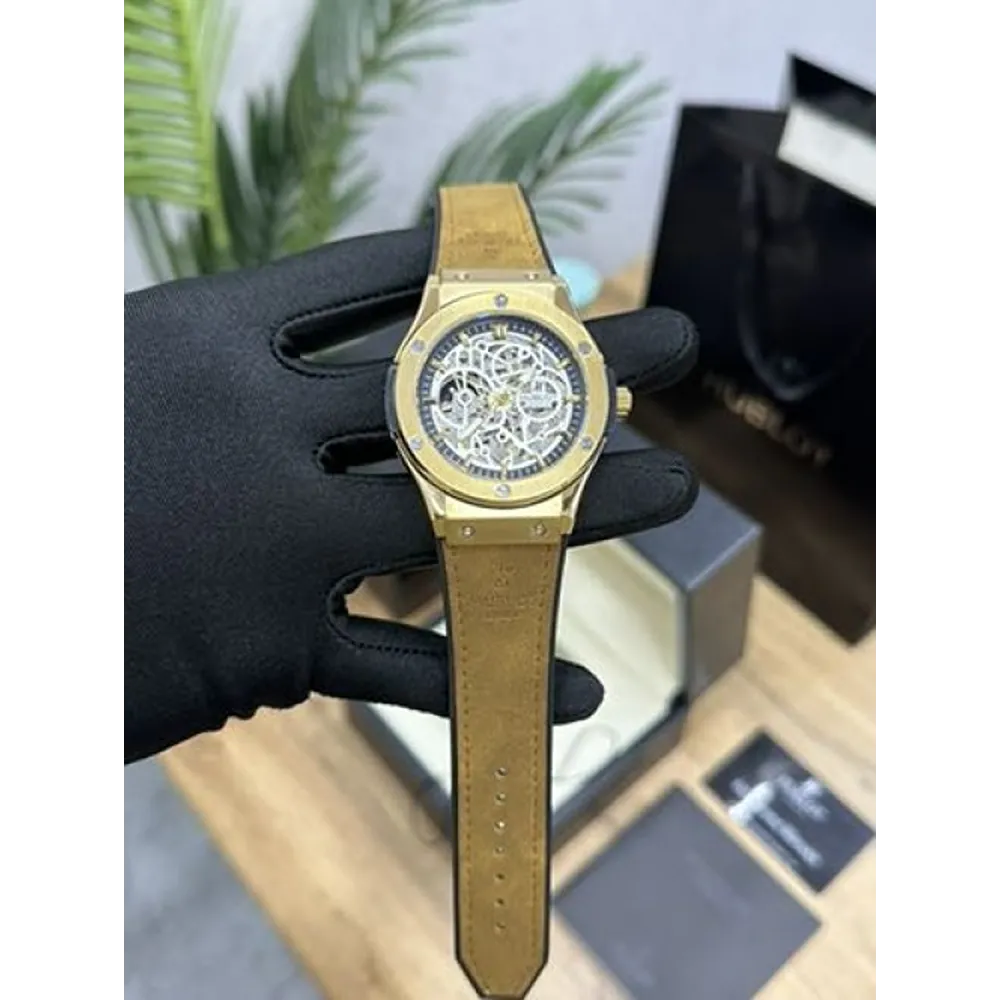 Buy Premium Hublot Watch For Men (UNS812)