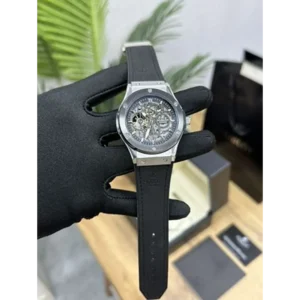 Buy Premium Hublot Watch For Men (UNS813)