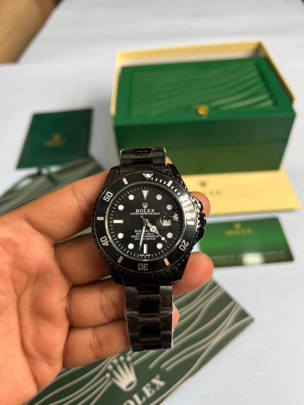 Buy Premium Rolex Submariner Watch (APS69)