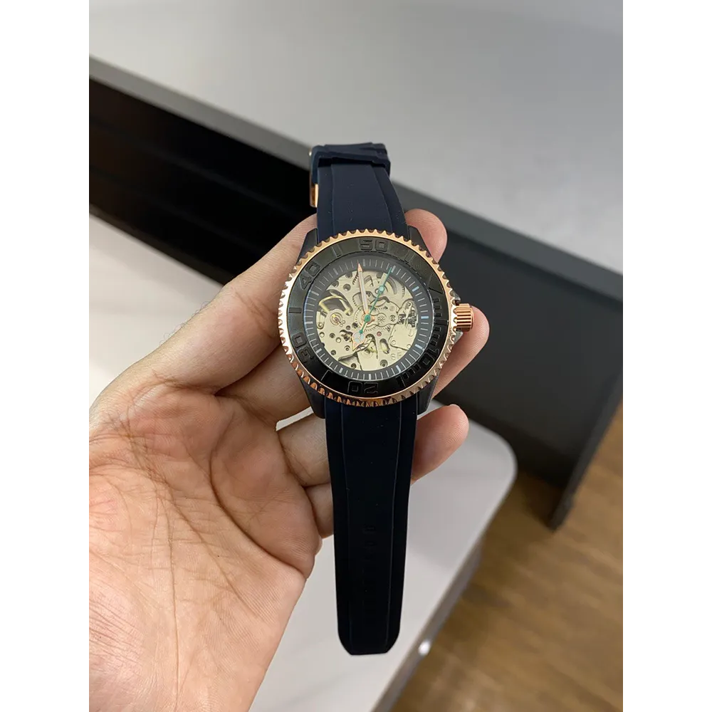 Buy Premium Seiko Watch For Men (SG713)