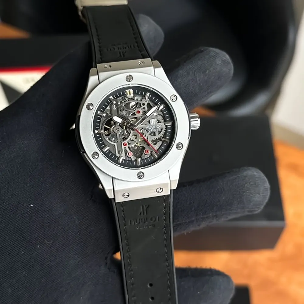 Buy Stylish Hublot Watch For Men (TZC257)