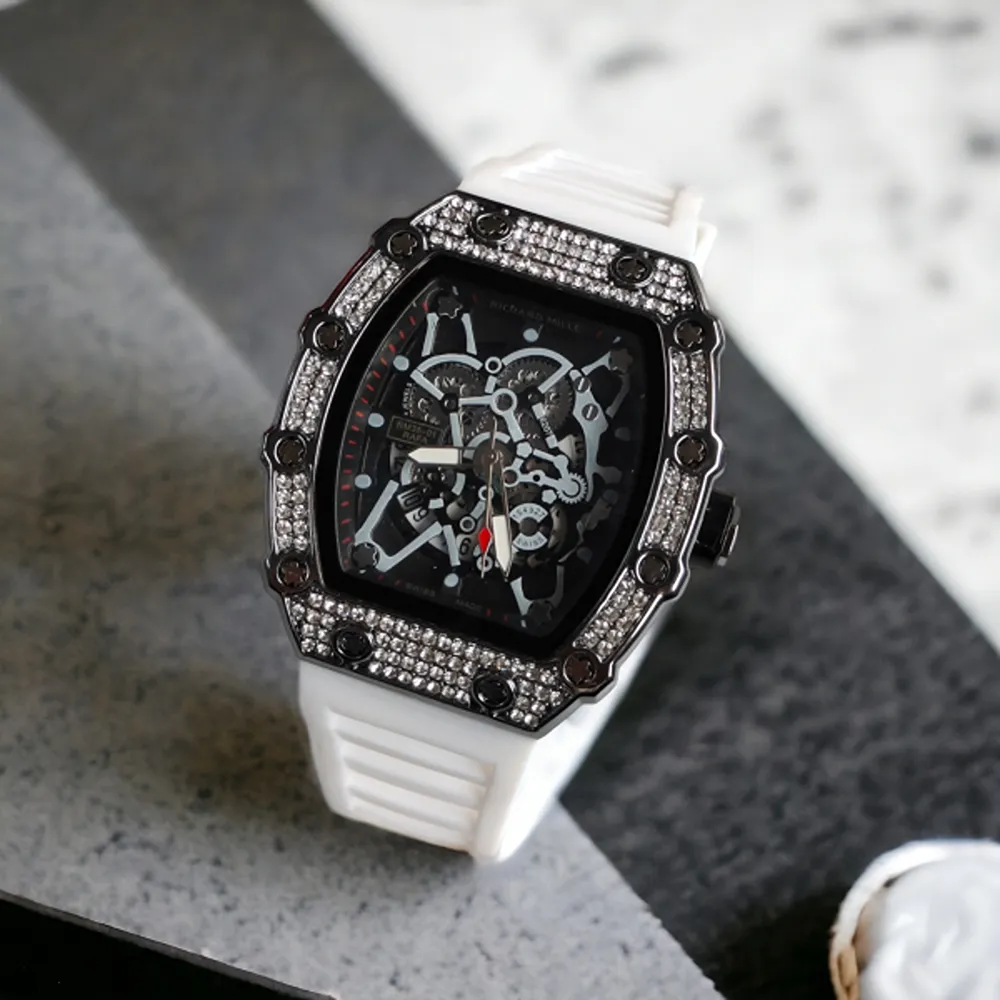 Buy Stylish Richard Mille Watch For Men (CS4148)