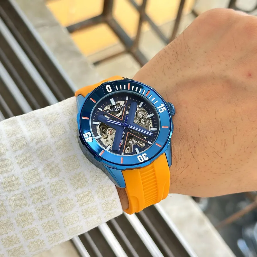Buy Stylish Ulysse Nardin Watch For Men (LAZ1652)