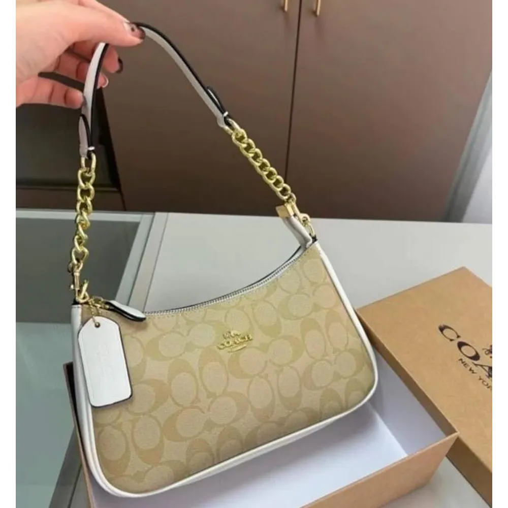 Coach Handbag For Women (BOT1128)