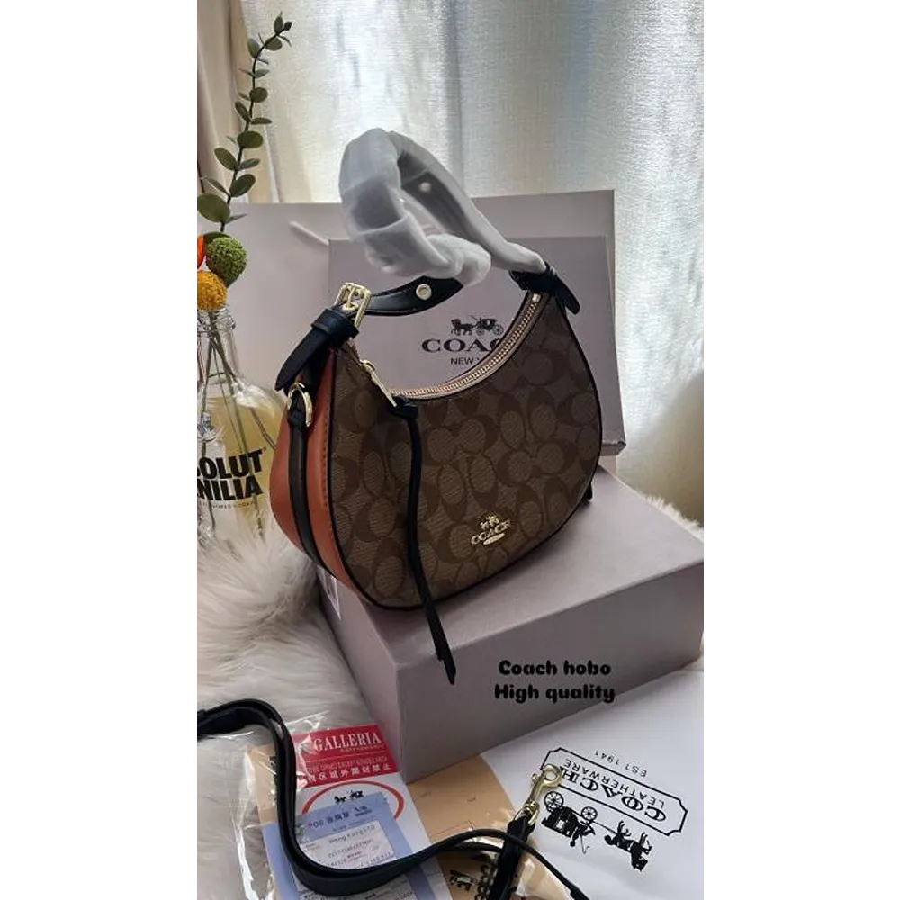 Coach Handbag For Women (BOT803)