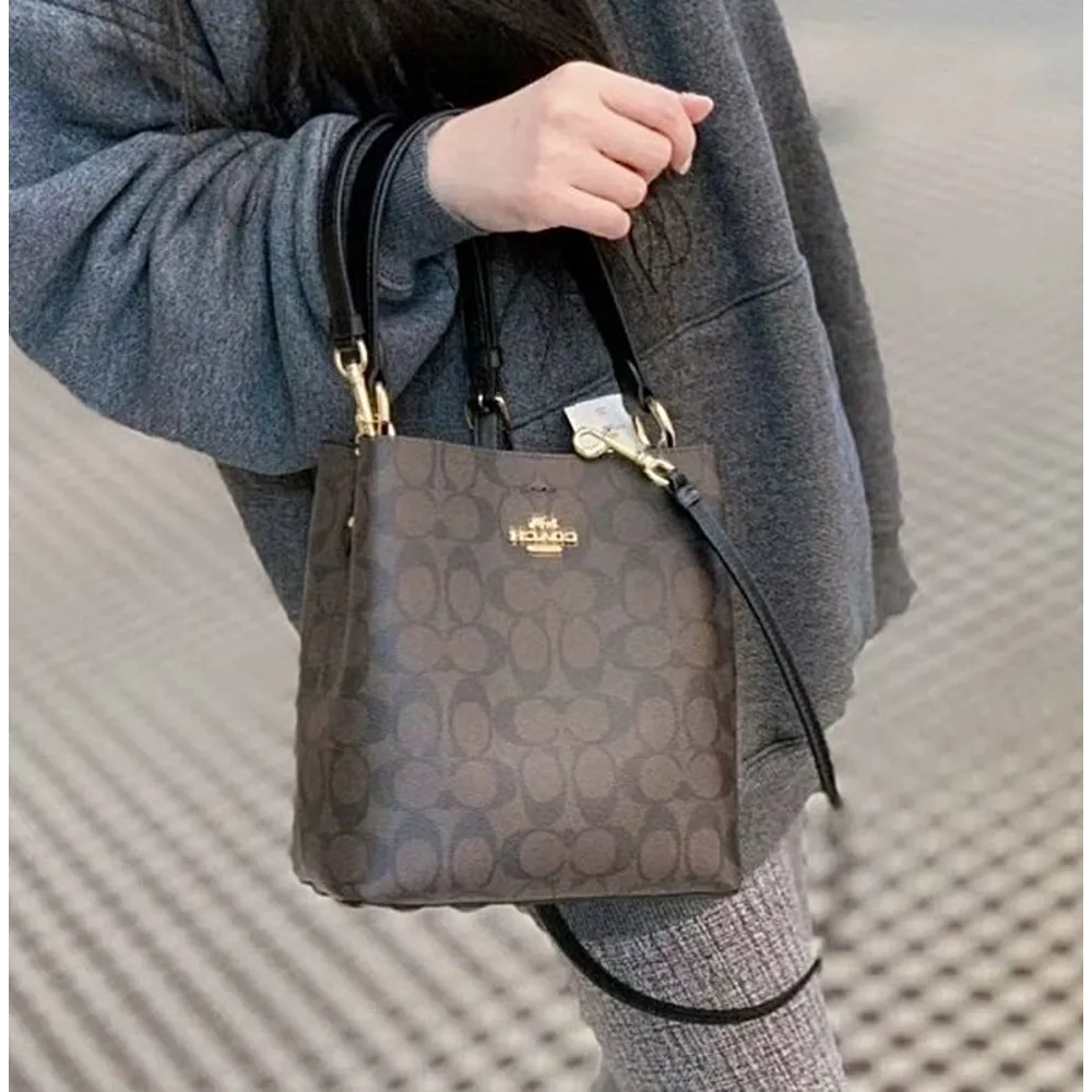 Coach Handbag For Women (BOT844)
