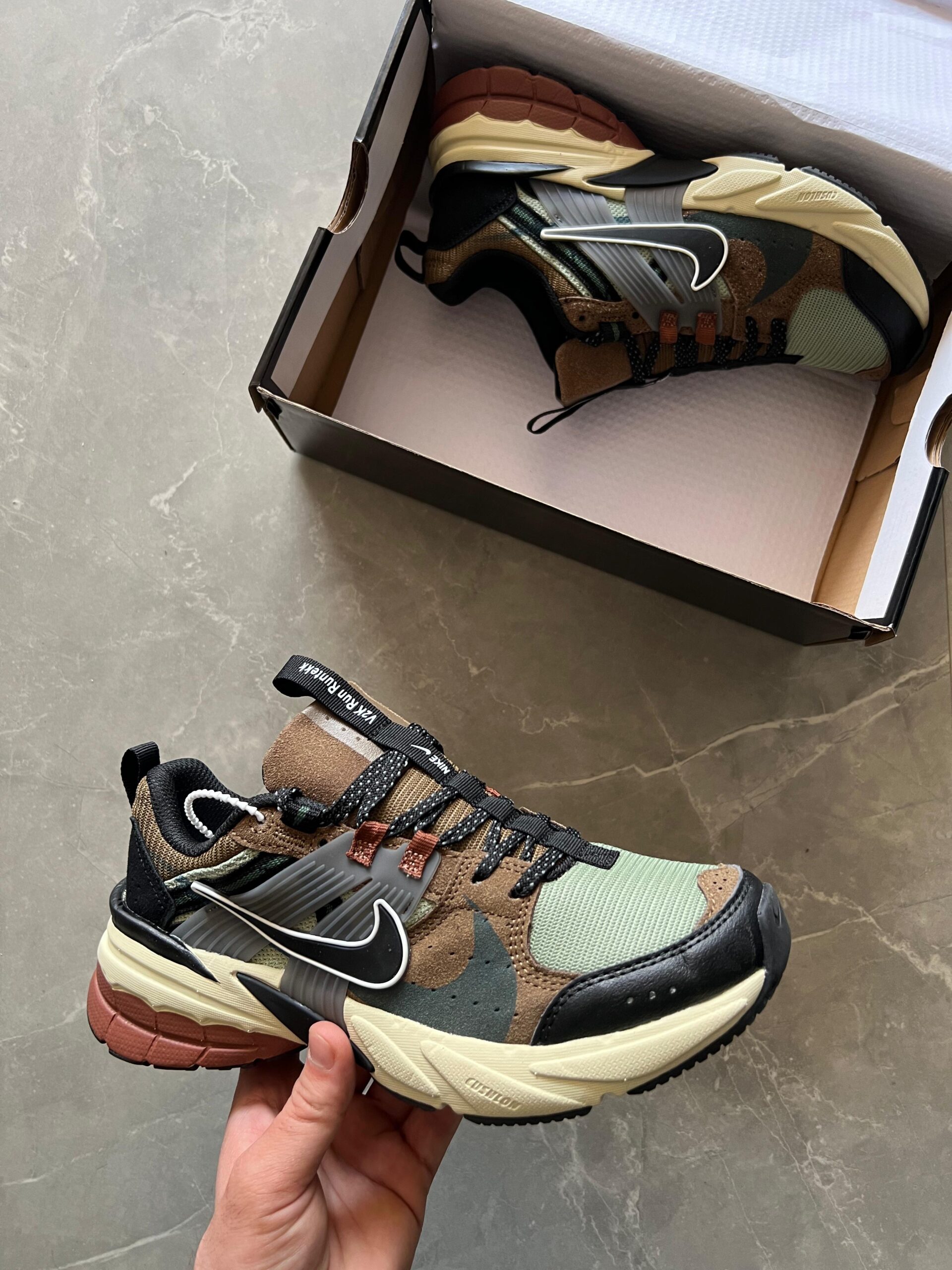 Branded V2k Runtekk Running Shoes