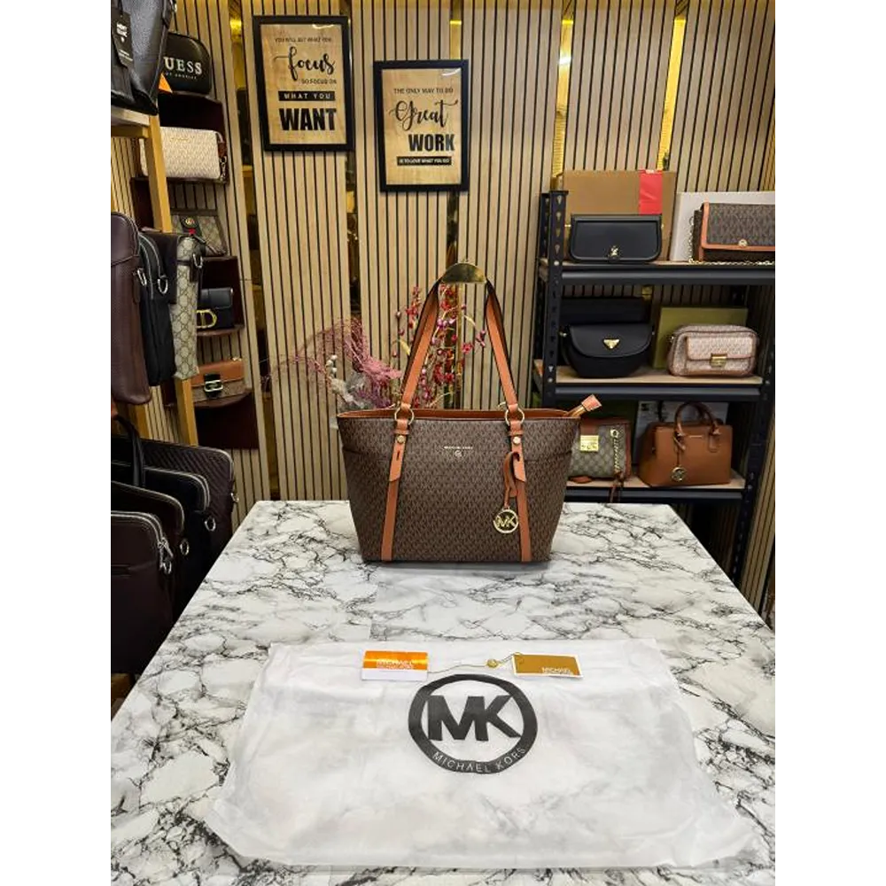 Michael Kors Handbag For Women (BOT901)