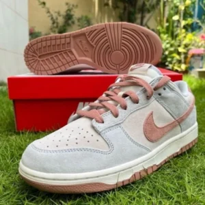 Nike Sb Dunk Low Rose Shoes For Men (SL74)