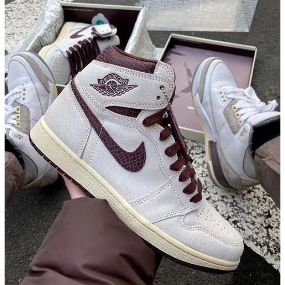 Classy Nike Air Jordan Retro 1 High Shoes For Men (SHH07890)