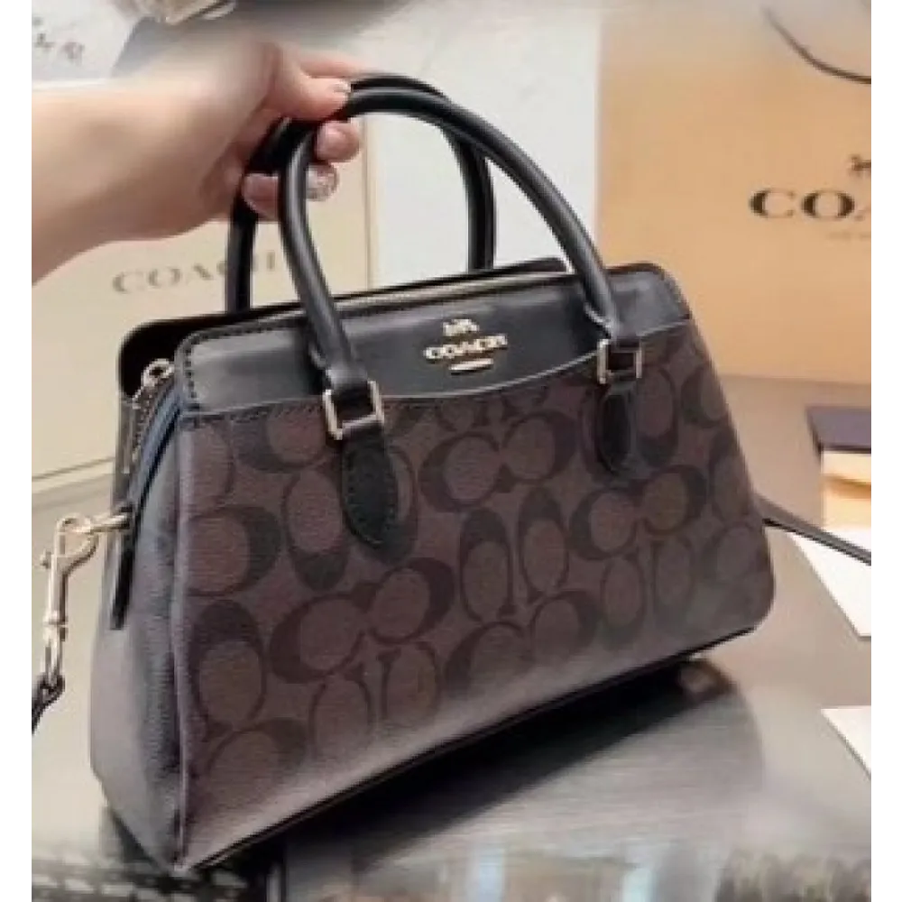 Luxurious Coach Handbag For Women (CSO2321)