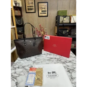 Classy Coach Handbag For Women (J1911) - Accessories | Buy Online at Best Price