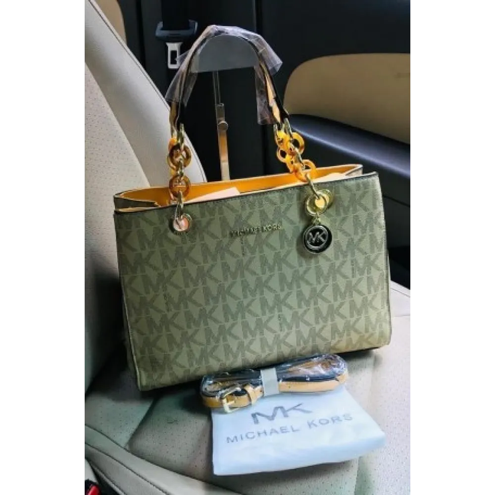 Luxurious Michael Kors Handbag For Women (CSO2324)