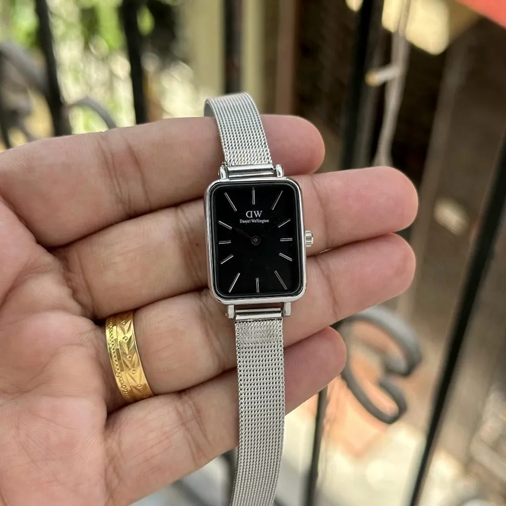 Classy Daniel Wellington Watch For Women (J2129)