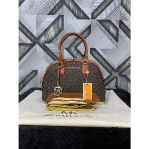 Classy Michael Kors Handbag For Women (J1591)