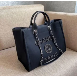Luxurious Chanel Handbag For Women (CSO2232)