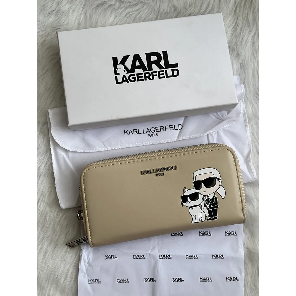 Trendy Karl Lagerfeld Wallet For Women (J2349)