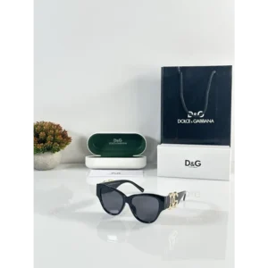 Classy Dolce & Gabbana Sunglasses (SHH4222)