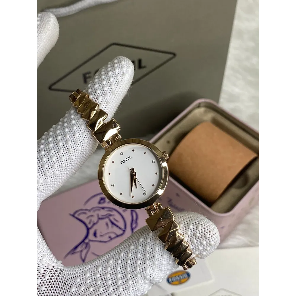 Classy Fossil Watch For Women (J2146)