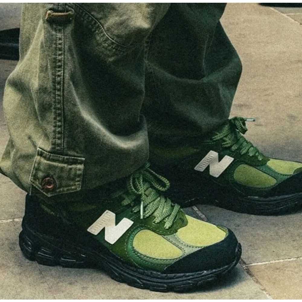 Classy The Basement X New Balance 2002r Olive Black Shoes For Men (SHH07826)