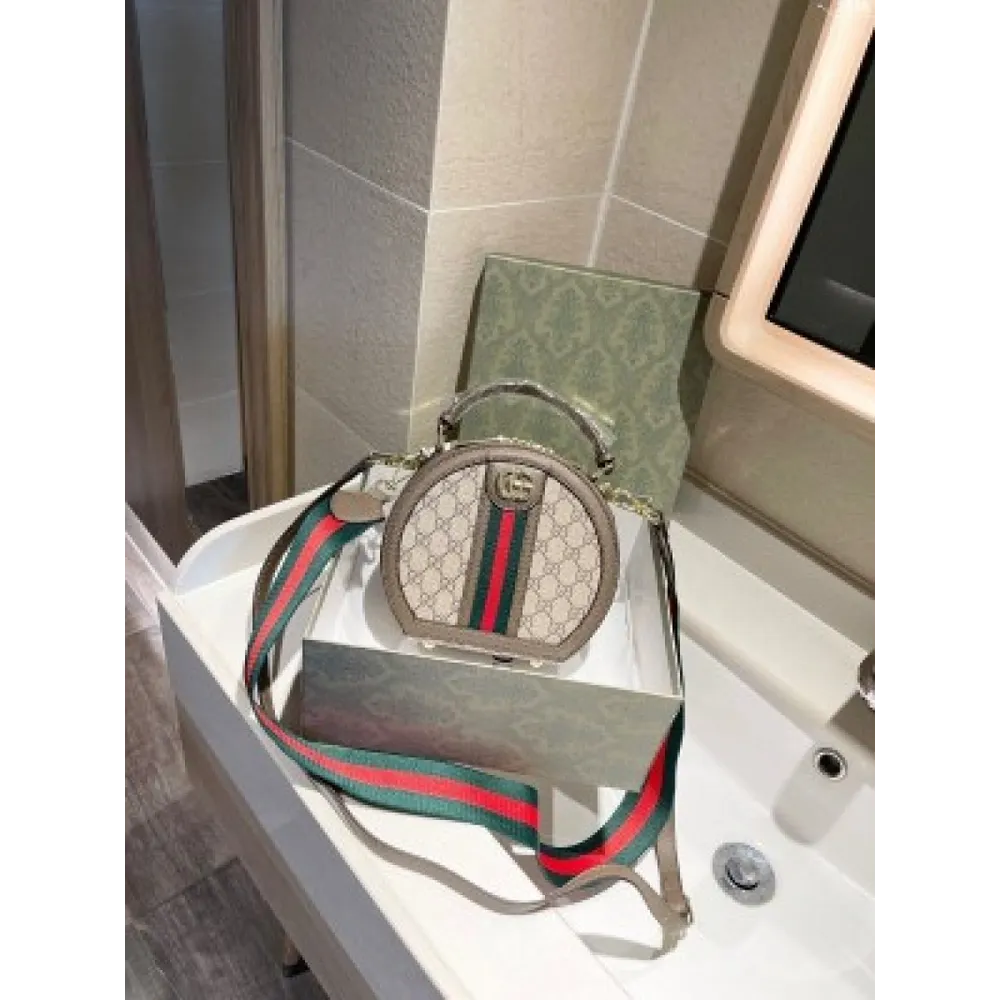 Classy Gucci Handbag For Women (J1946)